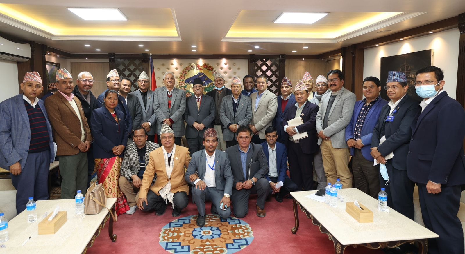 गेटा मेडिकल कलेजका बारेमा प्रधानमन्त्री प्रचण्डले चासो देखाए